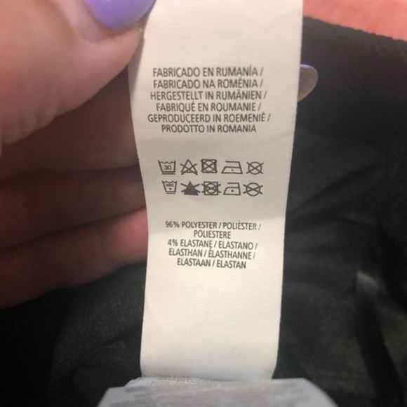 PRIMARK Black wide leg cropped pants - Picture 9 of 10